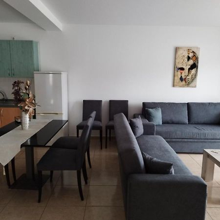 דירות Varella Ina House מראה חיצוני תמונה